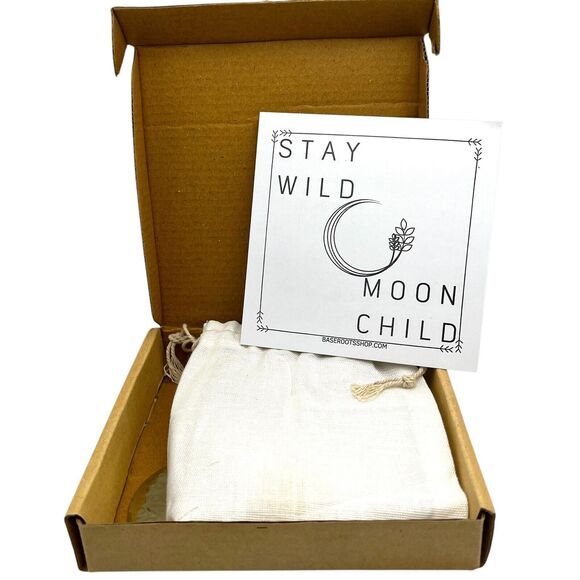 Moon Phase Wall Hanging Garland Gold Tone Hammered Metal Boho Wall Decor Moon - Picture 3 of 5